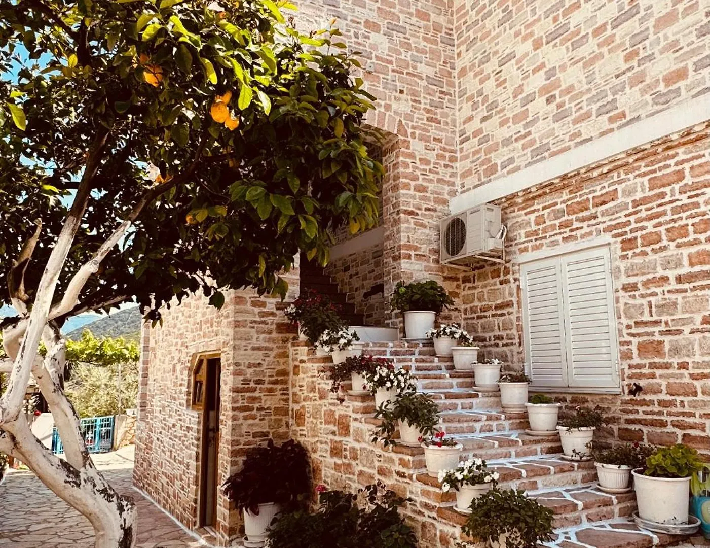 Orfeu Apartments Ksamil