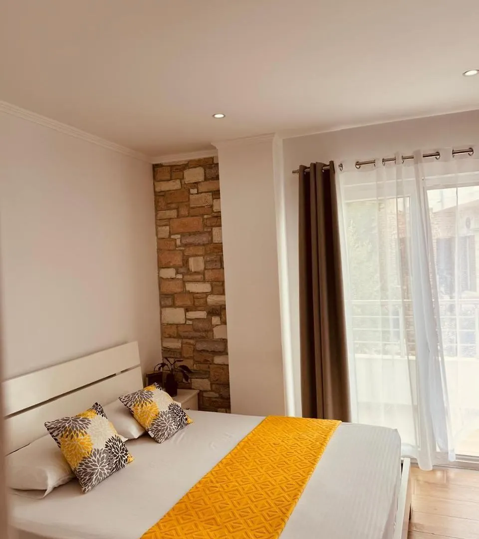 Orfeu Apartments Ksamil