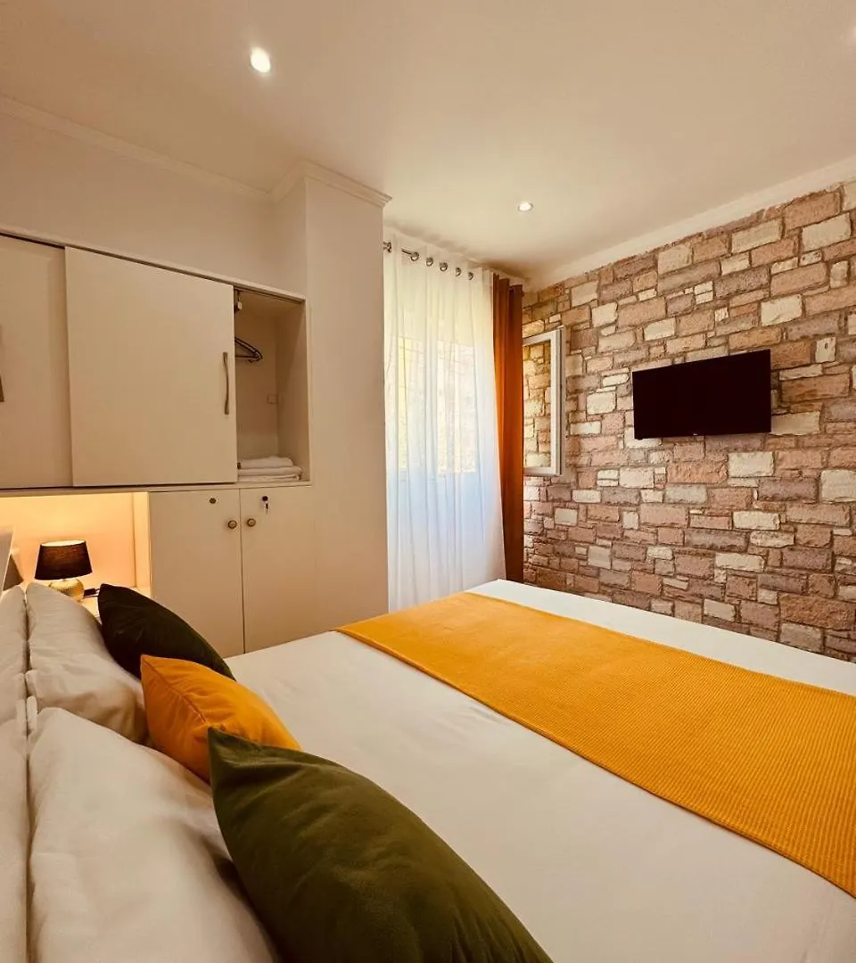 Orfeu Apartments Ksamil